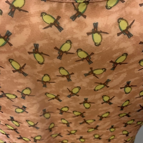 Charlotte Russe beige tunic with bird motif, size L - Picture 6 of 6